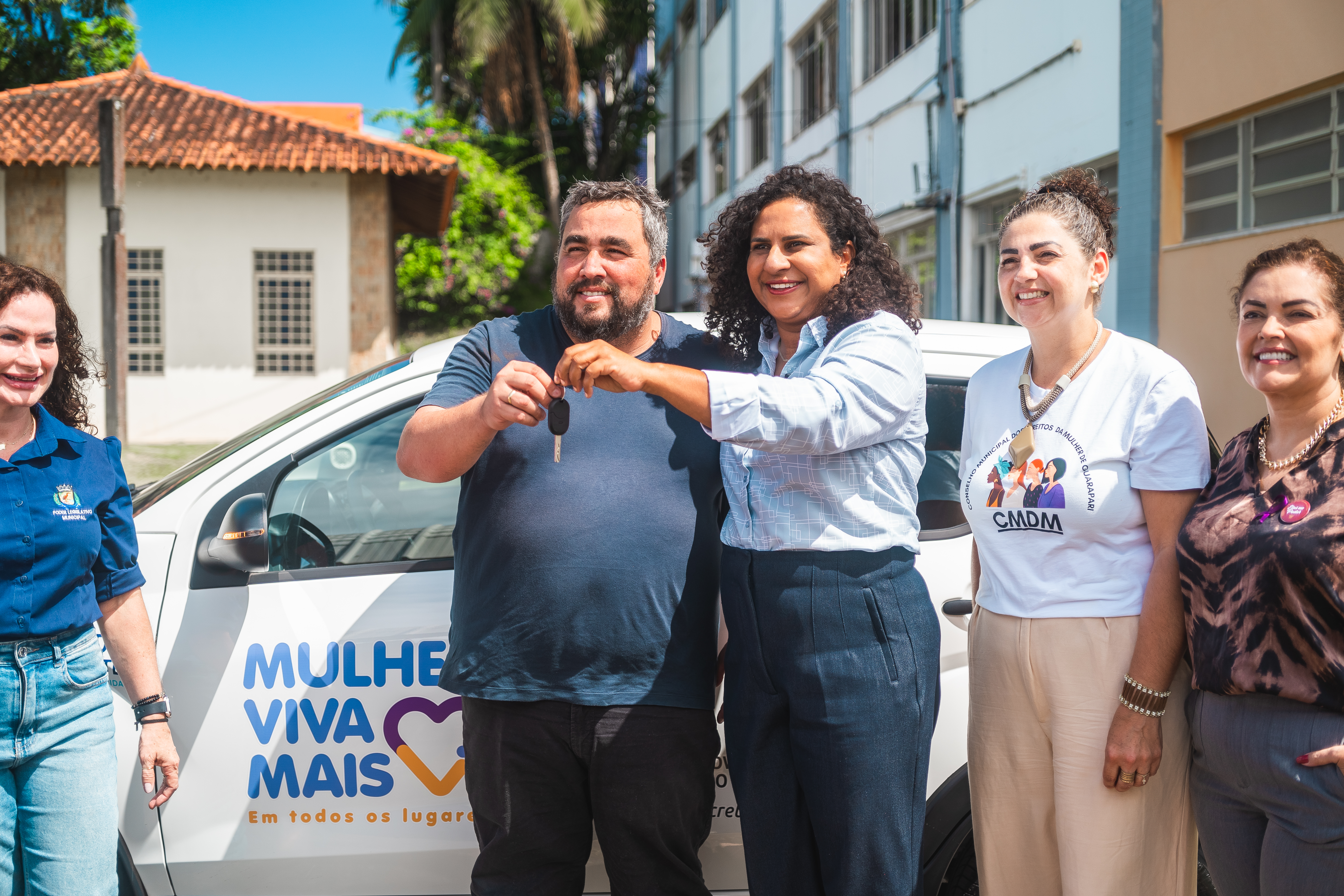 Com novo veículo, Guarapari fortalece atendimento e ações de enfrentamento à violência contra mulheres