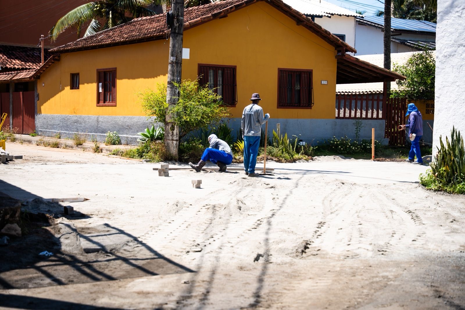 Revitalização em Meaípe começa com visita do prefeito à Vila dos Pescadores