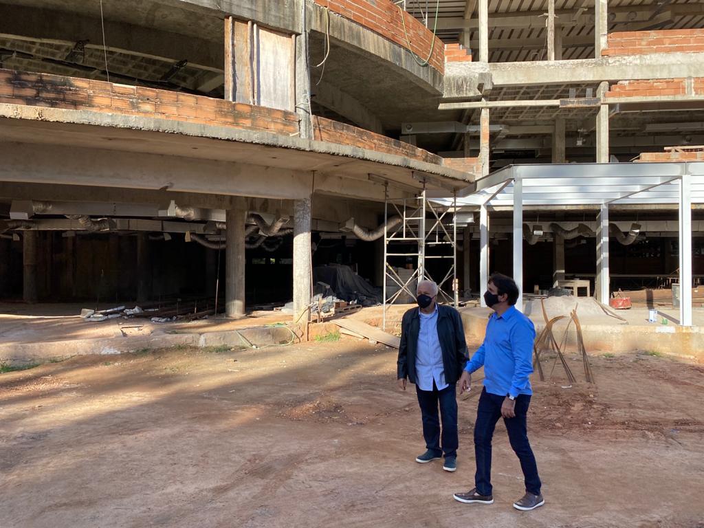 Obras do Hospital Cidade Saúde estão na fase final da superestrutura e climatização