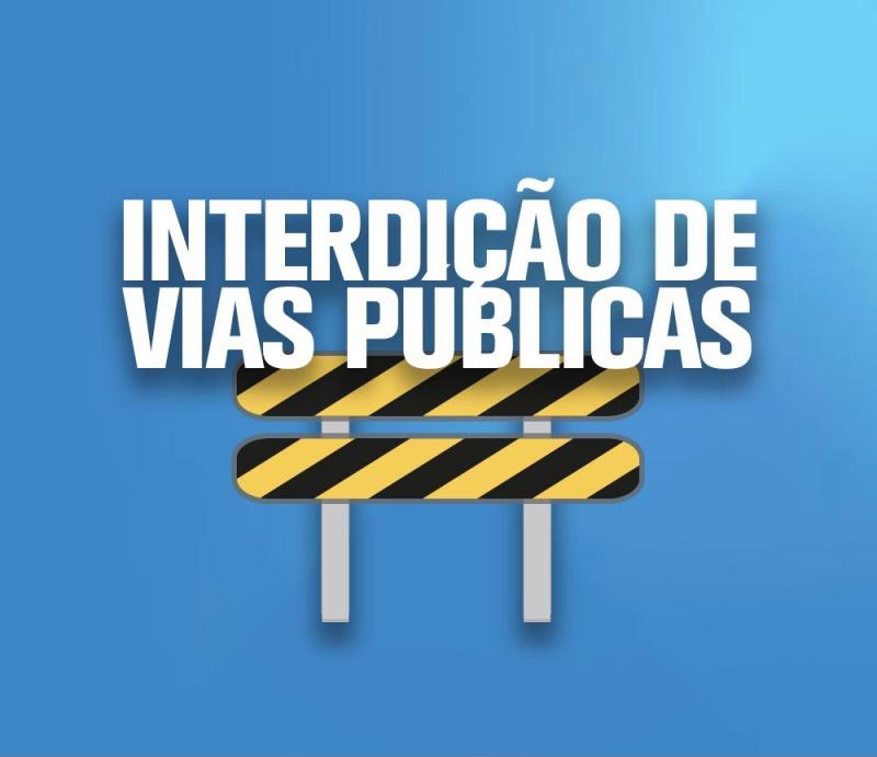 Prefeitura realiza interdição parcial de algumas vias na Praia do Morro para canalização de fibra óptica