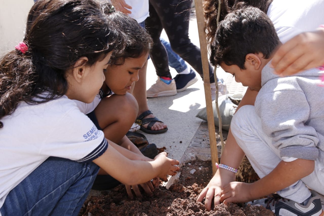 Prefeitura inicia a II Semana da Árvore de Guarapari, com o tema Natureza Viva. 