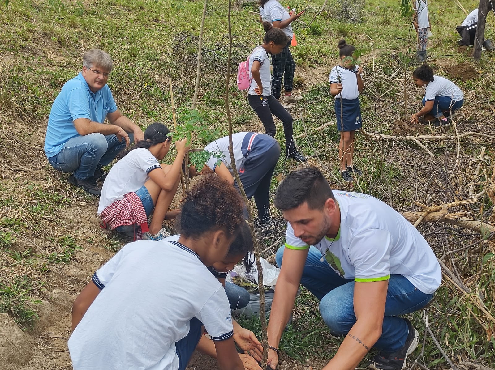 Prefeitura realiza mais uma etapa do Projeto de Recuperação de Nascentes