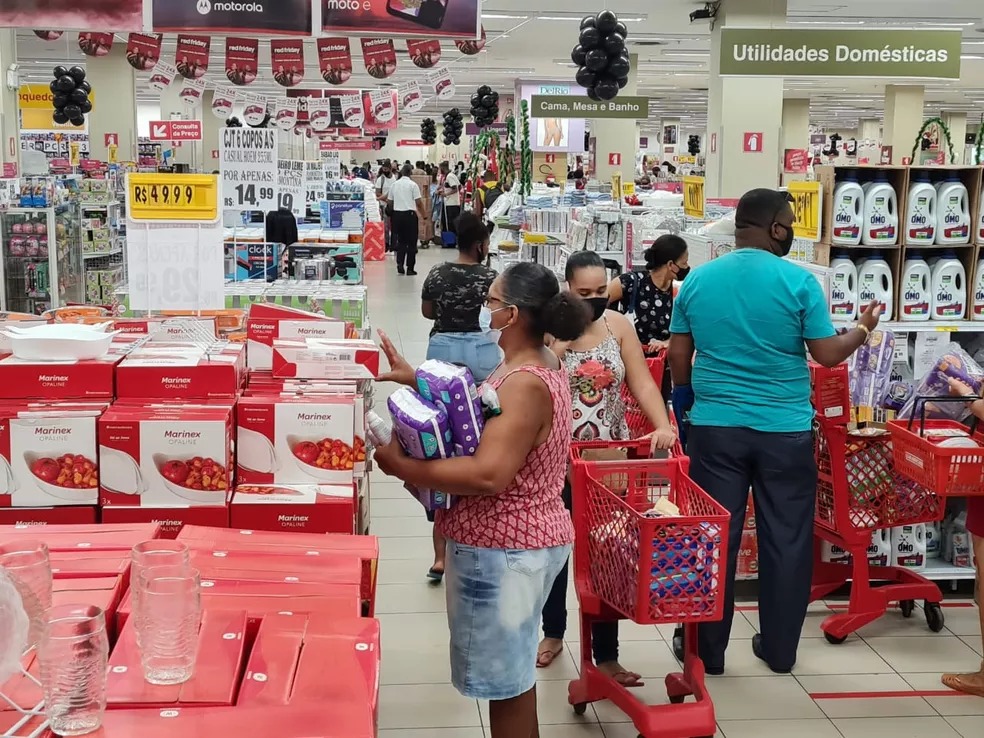 O Procon Municipal preparou dicas para quem quer aproveitar a Black Friday e evitar cair em golpes nas compras online.